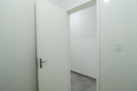 Banheiro de apartamento para alugar com 1 quarto, 63m² em Limão, São Paulo