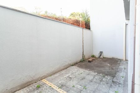 Garagem de apartamento à venda com 2 quartos, 145m² em Nacional, Contagem