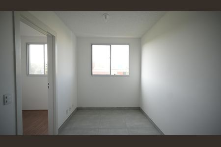 Sala de apartamento para alugar com 2 quartos, 35m² em Santa Maria, Santo André