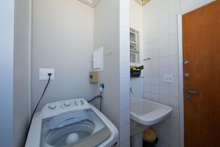 AREA DE SERVICO de apartamento à venda com 3 quartos, 120m² em Serra, Belo Horizonte