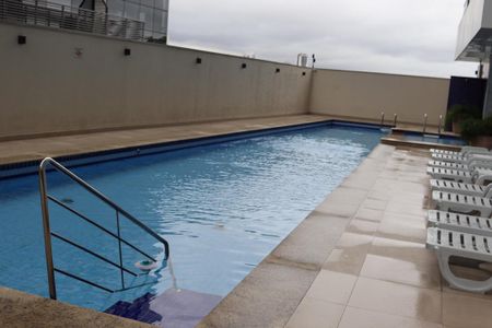 Apartamento à venda com 26m², 1 quarto e 1 vagaÁrea comum - Piscina