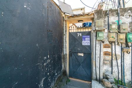 Fachada de casa para alugar com 1 quarto, 50m² em Vigário Geral, Rio de Janeiro