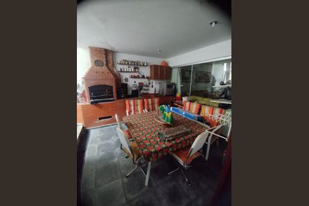 Casa à venda com 3 quartos, 400m² em Vila Galvão, Guarulhos