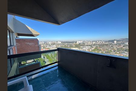 Apartamento para alugar com 115m², 2 quartos e 2 vagas Apartamento para alugar com 115m², 2 quartos e 2 vagasVaranda