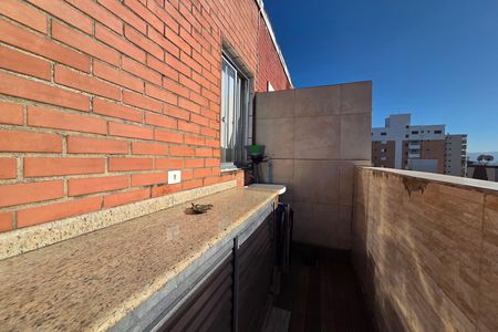 Apartamento para alugar com 107m², 2 quartos e 1 vaga
