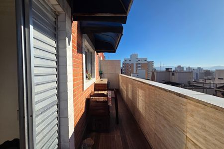 Apartamento para alugar com 107m², 2 quartos e 1 vaga