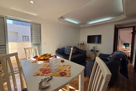 Apartamento para alugar com 107m², 2 quartos e 1 vaga