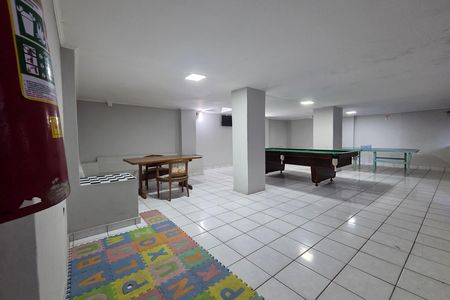 Apartamento para alugar com 107m², 2 quartos e 1 vaga