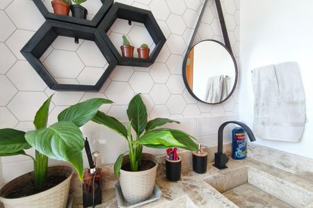 Banheiro de apartamento à venda com 2 quartos, 42m² em Jardim Bom Sucesso, Campinas