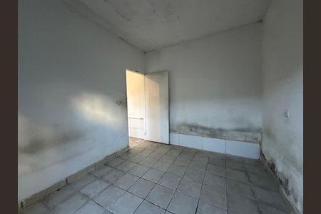 Quarto de casa para alugar com 1 quarto, 40m² em Vila Pouso Alegre, Barueri