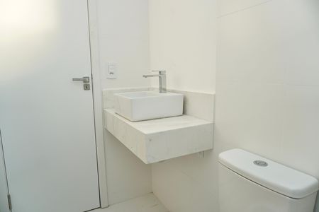 Banheiro Social de apartamento à venda com 2 quartos, 67m² em Santa Efigênia, Belo Horizonte