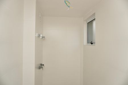 Apartamento à venda com 67m², 2 quartos e 1 vaga Apartamento à venda com 67m², 2 quartos e 1 vagaBanheiro da Suíte