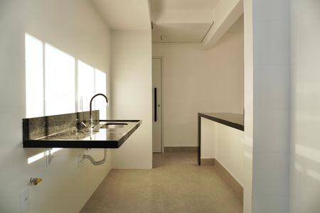 Apartamento à venda com 67m², 2 quartos e 1 vaga Apartamento à venda com 67m², 2 quartos e 1 vagaCozinha e Área de Serviço