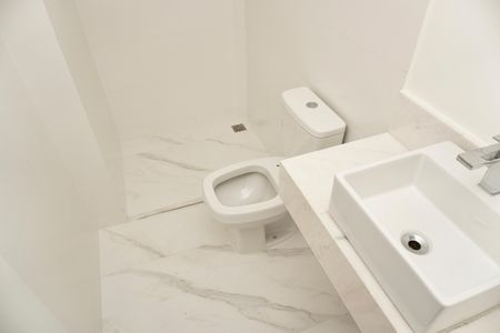 Banheiro da Suíte de apartamento à venda com 2 quartos, 67m² em Santa Efigênia, Belo Horizonte