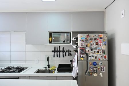 Cozinha de apartamento à venda com 2 quartos, 42m² em Vila Plana, São Paulo