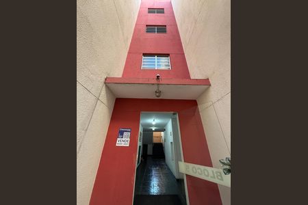 Placa de apartamento à venda com 2 quartos, 77m² em Jardim Flor da Montanha, Guarulhos