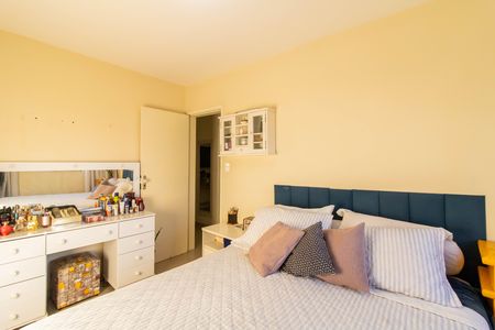 Quarto 1 de apartamento à venda com 2 quartos, 77m² em Jardim Flor da Montanha, Guarulhos