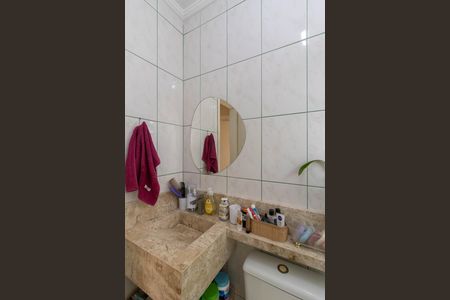 Banheiro de apartamento à venda com 2 quartos, 77m² em Jardim Flor da Montanha, Guarulhos