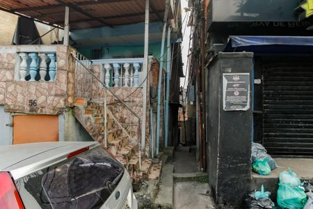Fachada de casa para alugar com 1 quarto, 38m² em Campo Limpo, São Paulo
