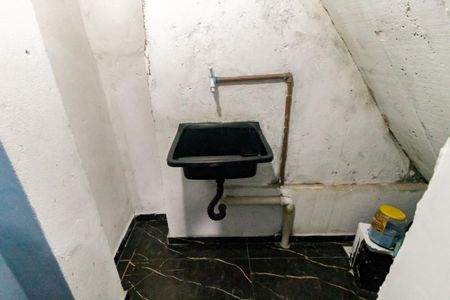 Área de Serviço de casa para alugar com 1 quarto, 38m² em Campo Limpo, São Paulo