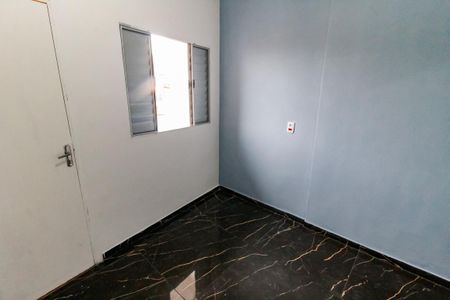 Quarto de casa para alugar com 1 quarto, 38m² em Campo Limpo, São Paulo