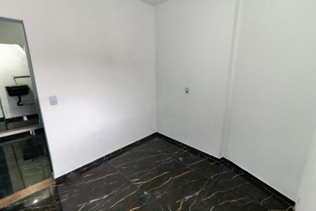 Casa para alugar com 1 quarto, 38m² em Campo Limpo, São Paulo