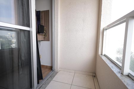 Apartamento à venda com 50m², 2 quartos e 1 vaga Apartamento à venda com 50m², 2 quartos e 1 vagaSacada