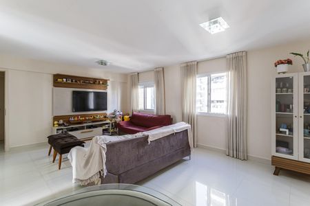 Sala de apartamento à venda com 3 quartos, 142m² em Moema, São Paulo