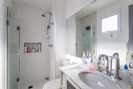 Apartamento à venda com 142m², 3 quartos e 2 vagasBanheiro da Suíte 1