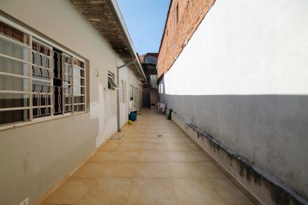 Corredor Externo de casa para alugar com 2 quartos, 120m² em Outeiro de Passárgada, Cotia