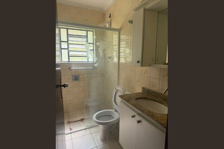 Foto 11 de casa à venda com 3 quartos, 201m² em Parque Maria Domitila, São Paulo