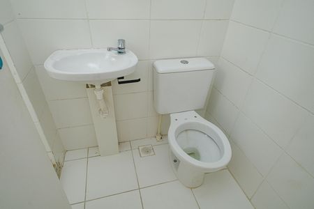 Casa de condomínio para alugar com 104m², 2 quartos e 2 vagas Casa de condomínio para alugar com 104m², 2 quartos e 2 vagasBanheiro da Suíte 2