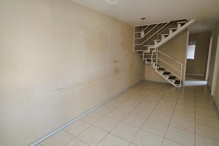 Casa de Condomínio para alugar com 2 quartos, 104m² em Santíssimo, Rio de Janeiro