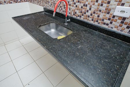 Cozinha de casa de condomínio para alugar com 2 quartos, 104m² em Santíssimo, Rio de Janeiro