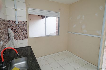 Casa de condomínio para alugar com 104m², 2 quartos e 2 vagas Casa de condomínio para alugar com 104m², 2 quartos e 2 vagasCozinha