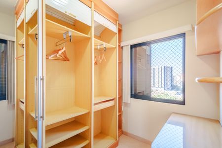 Apartamento para alugar com 70m², 3 quartos e 2 vagas Apartamento para alugar com 70m², 3 quartos e 2 vagasCloset/Quarto