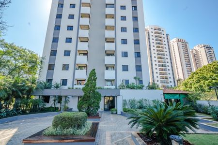 Apartamento para alugar com 70m², 3 quartos e 2 vagas Apartamento para alugar com 70m², 3 quartos e 2 vagasFachada