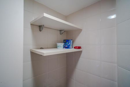 Apartamento para alugar com 70m², 3 quartos e 2 vagas Apartamento para alugar com 70m², 3 quartos e 2 vagasBanheiro 2