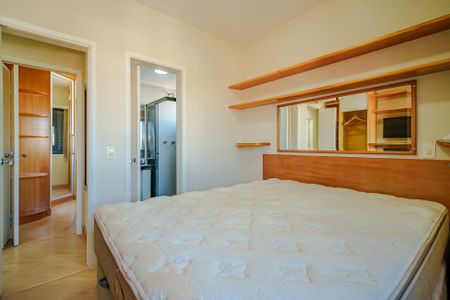 Apartamento para alugar com 70m², 3 quartos e 2 vagas Apartamento para alugar com 70m², 3 quartos e 2 vagasSuíte