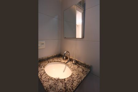 Apartamento à venda com 73m², 3 quartos e 1 vaga Apartamento à venda com 73m², 3 quartos e 1 vagaBanheiro