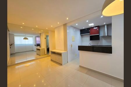 Apartamento à venda com 2 quartos, 60m² em Cinquentenario, Belo Horizonte