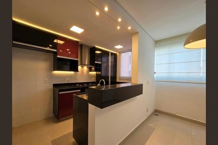 Apartamento à venda com 60m², 2 quartos e 1 vagaCozinha 