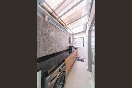 Apartamento à venda com 63m², 2 quartos e 1 vaga Apartamento à venda com 63m², 2 quartos e 1 vagaÁrea de Serviço