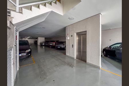 Apartamento à venda com 63m², 2 quartos e 1 vaga Apartamento à venda com 63m², 2 quartos e 1 vagaElevador