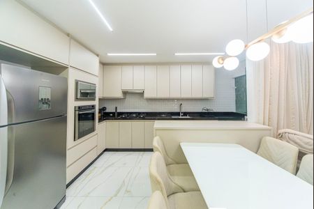 Apartamento à venda com 63m², 2 quartos e 1 vaga Apartamento à venda com 63m², 2 quartos e 1 vagaCozinha