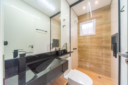 Apartamento à venda com 63m², 2 quartos e 1 vaga Apartamento à venda com 63m², 2 quartos e 1 vagaBanheiro
