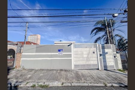 Fachada com Plaquinha de casa de condomínio para alugar com 2 quartos, 75m² em Penha de França, São Paulo
