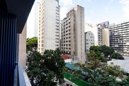 Apartamento para alugar com 37m², 2 quartos e sem vaga Apartamento para alugar com 37m², 2 quartos e sem vagaSacada