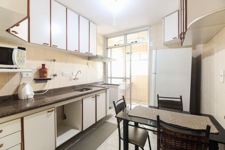 Apartamento para alugar com 57m², 2 quartos e 1 vaga Apartamento para alugar com 57m², 2 quartos e 1 vagaCozinha