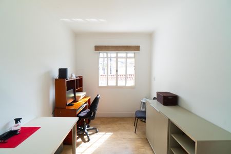 Escritório de casa à venda com 3 quartos, 222m² em Vila Guarani, São Paulo